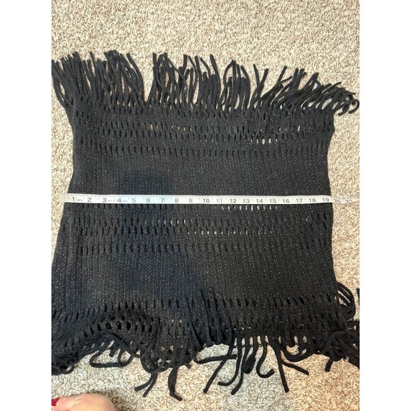 Steve Madden Scarf Womens One Size Black Knit Infinity Fringe Neck Warmer - Picture 2 of 5